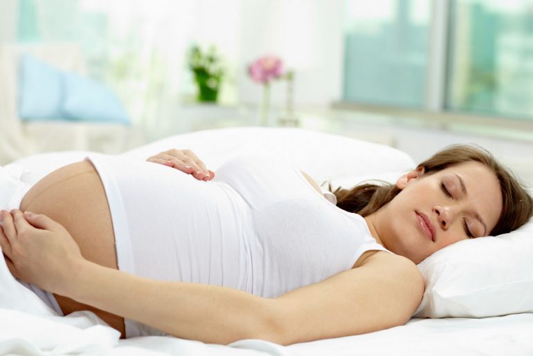 Правильный сон беременной женщины