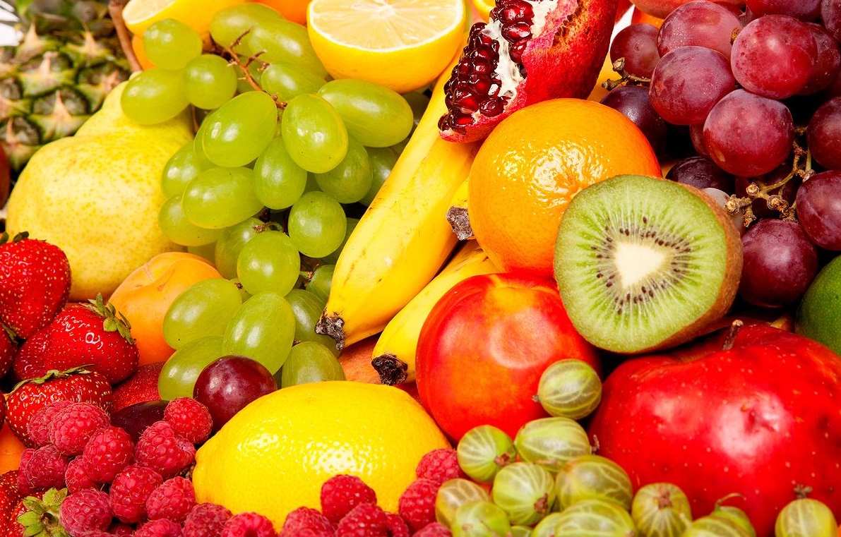 Источники водорастворимых витаминов - фрукты