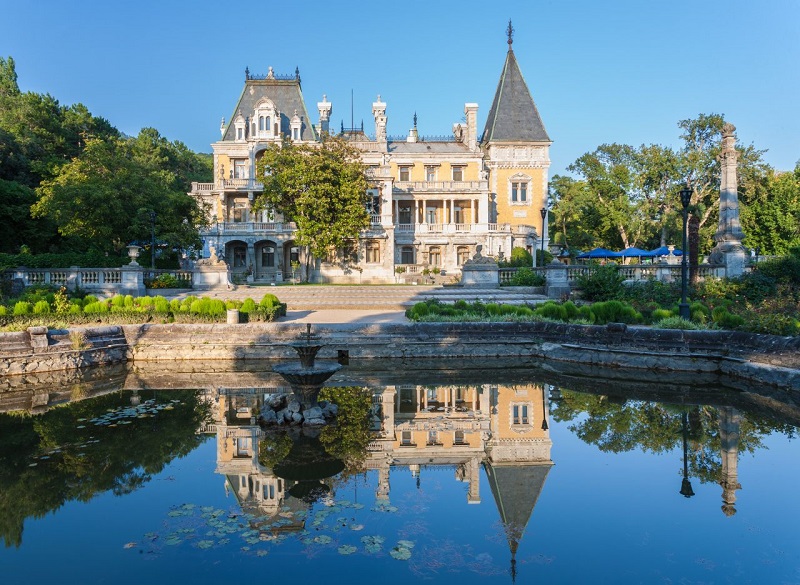 Массандровский дворец в Крыму