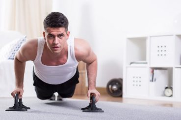 Упражнения для мужчин на грудные мышцы