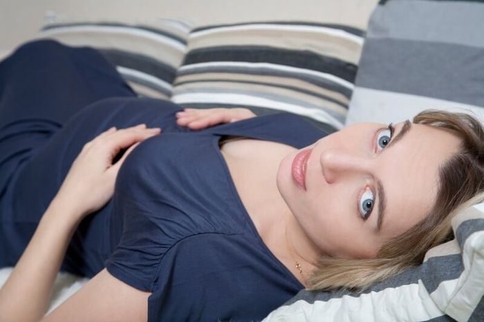 Боль в рёбрах во время беременности
