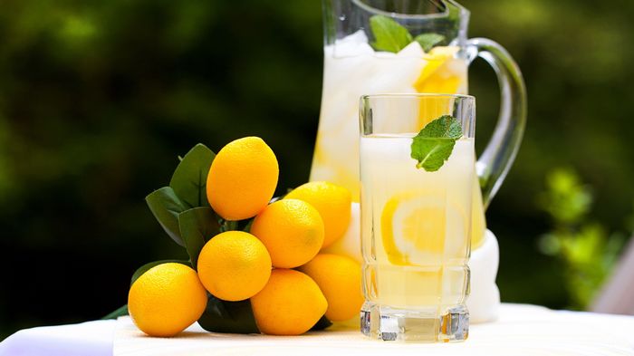 лимонная вода