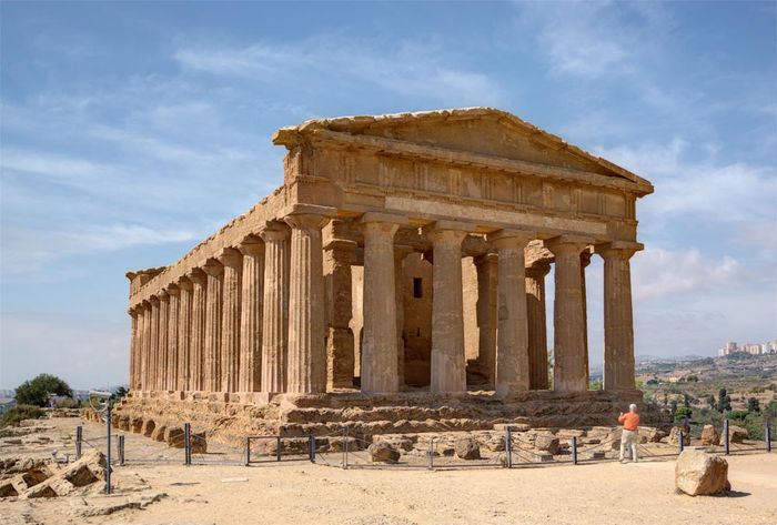 Храм Апполона в сицилии