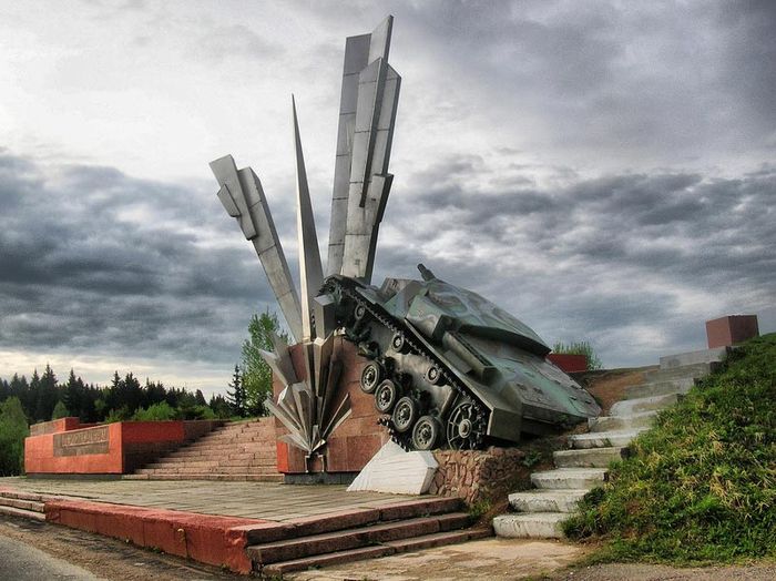 Памятник Волоколамска