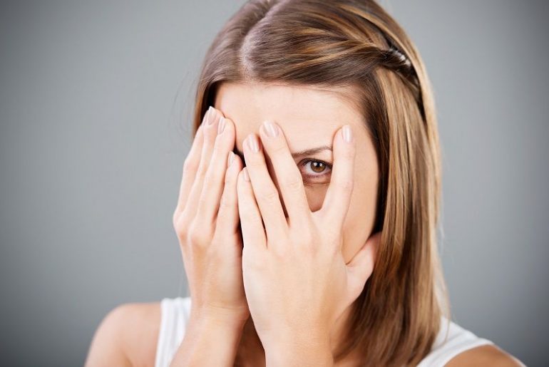 Аллергия на глазах: как лечить проблему, симптомы, причины