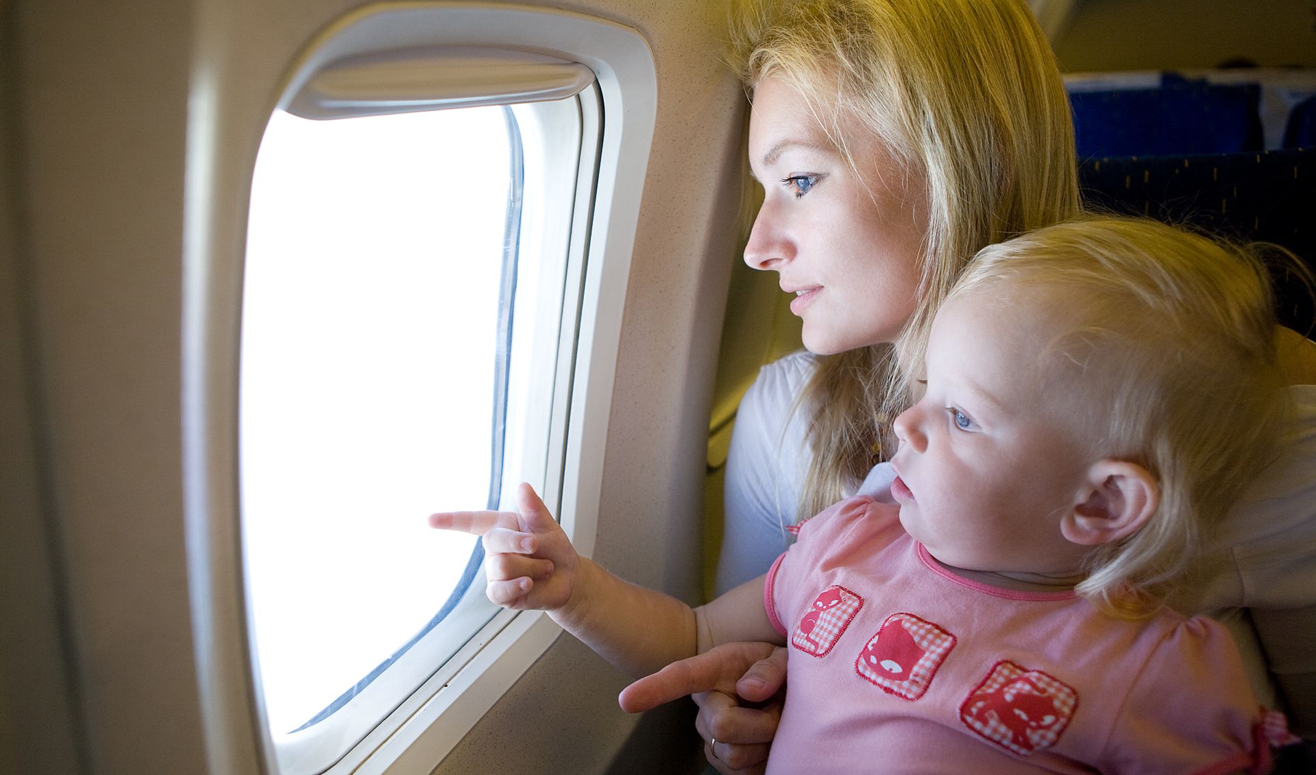 В самолёте с младенцем